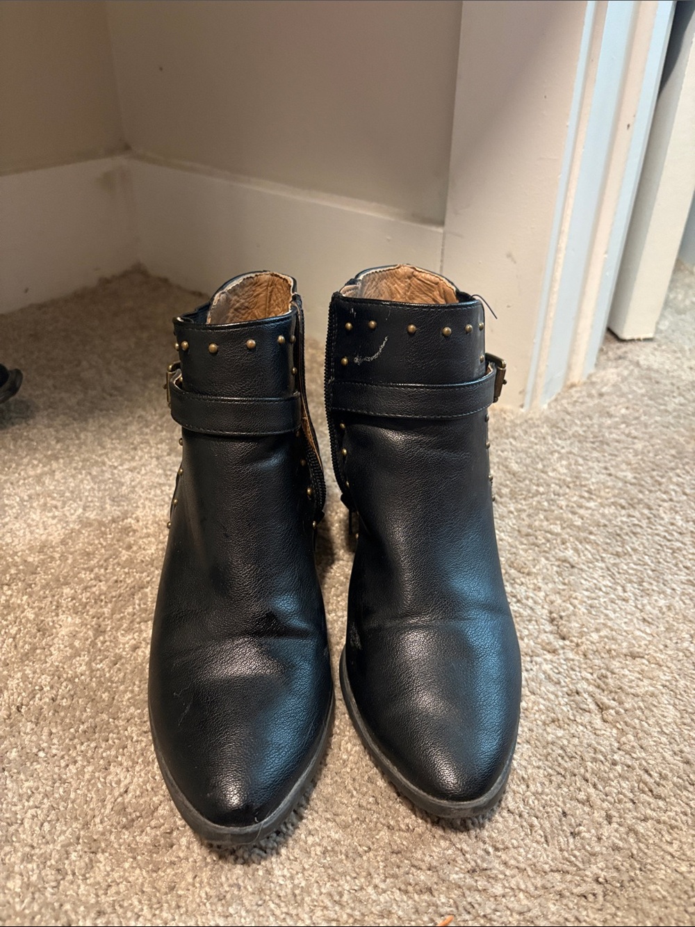 Metaphor Black Stud-Trim Ankle Booties